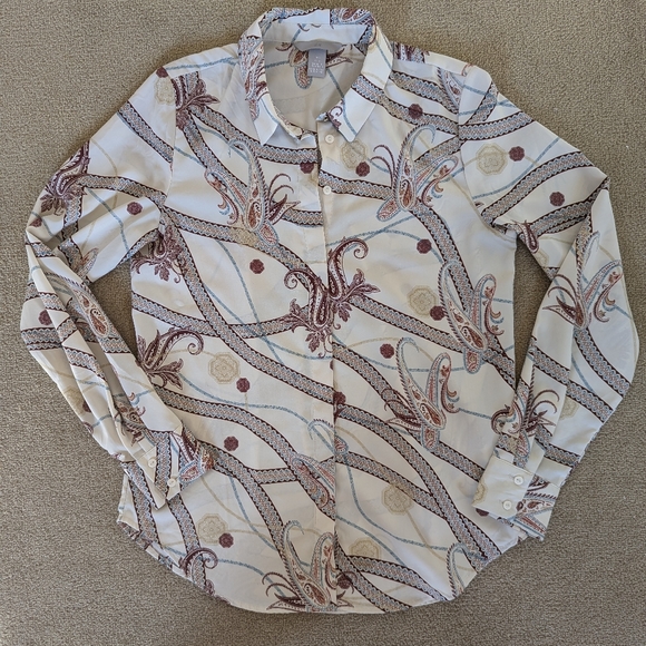 Vintage Inspired H&M Button Down Blouse SMALL Size 2 Paisley Chain Medallion - Picture 8 of 8
